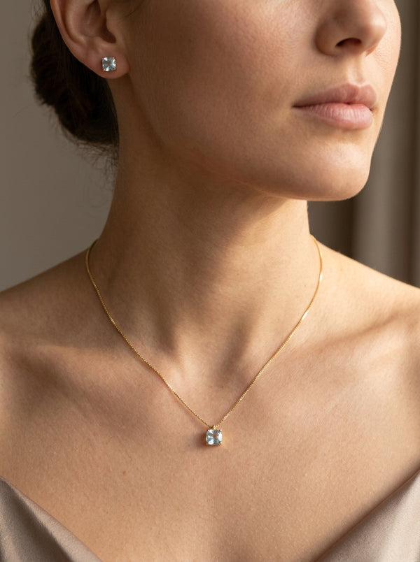Juego de oro 14k con circonias azules corte princes mod 5532