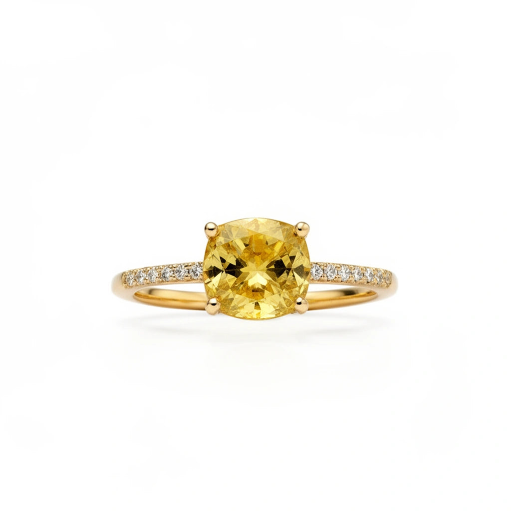 Anillo de oro de 14k presenta una circonia cuadrada amarilla e incrustaciones blancas