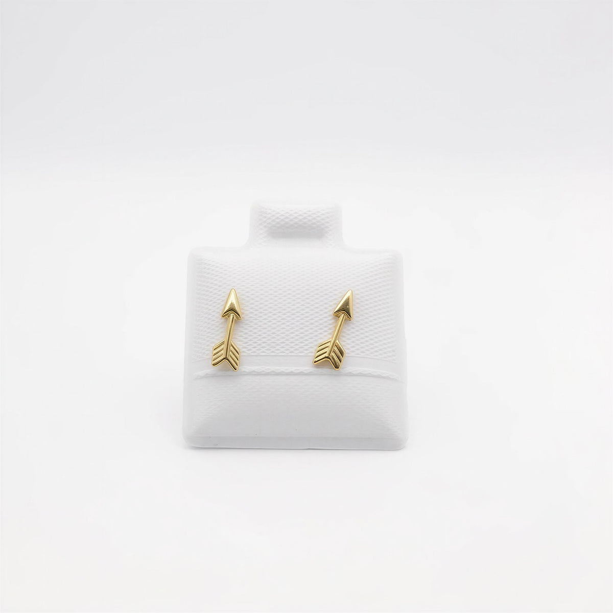 Broquel de oro 14k de flechas (de bolitas)