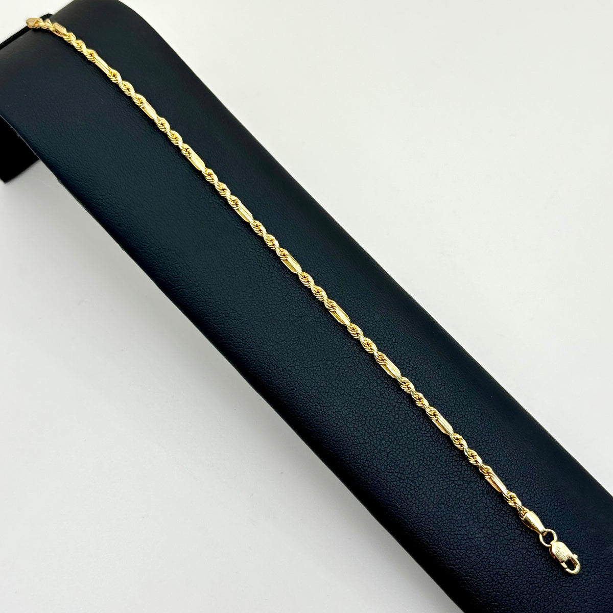 Pulsera torsal fígaro de oro 14k Mod. 1912