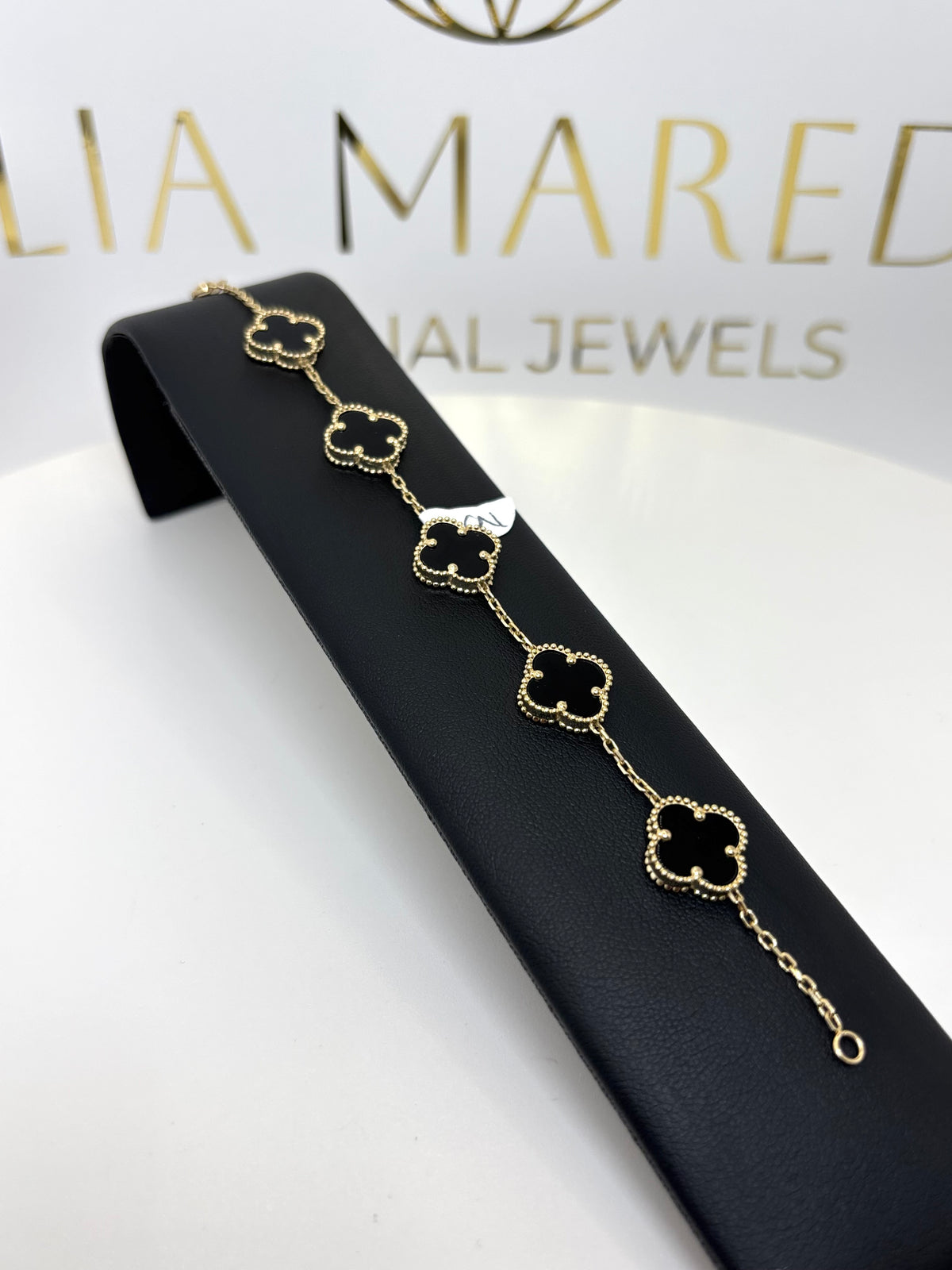 Pulsera de treboles de oro 14k negras grandes con piedra onix