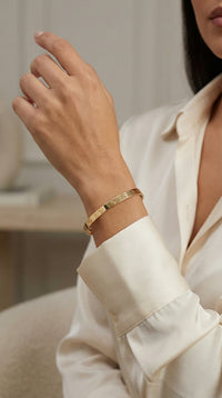 Brazalete de diseñador de oro 10k hueco Modelo C1018 18 cm