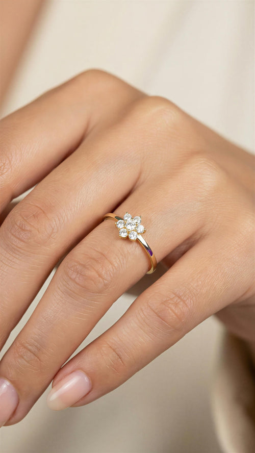 Anillo de oro 14k diseño de flor con circonias Mod LM5117