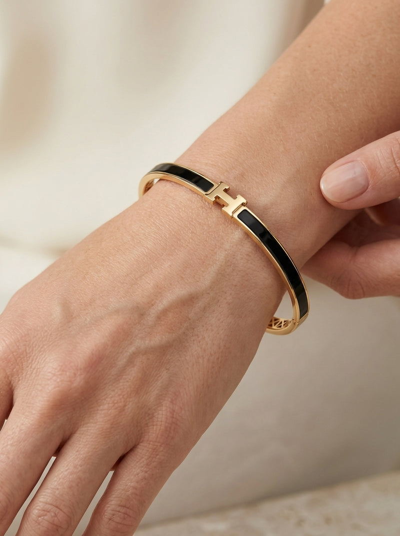Brazalete de oro 14k tipo diseñador color negro mod 5755 - 18 cm