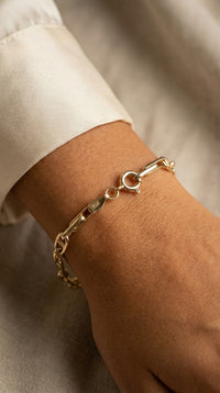 Pulsera 10K Oro Amarillo | Diseño Italiano de Eslabón Moderno -18 cm