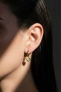 Aretes de oro 14k con colgante de corazón lisos