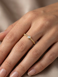 Anillo de oro 14k diseño tipo bolitas /bead band y piedra redonda Mod LM5315