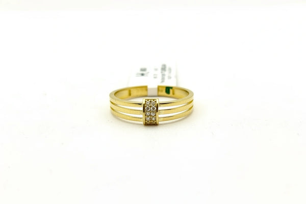 Anillo triple linea con centro pavé en Oro 14k