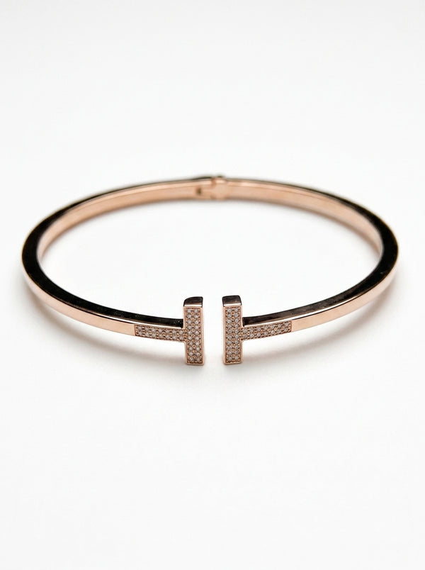 Brazalete de oro rosa 14k tipo diseñador hueco con circonias mod 5753 - 18 cm