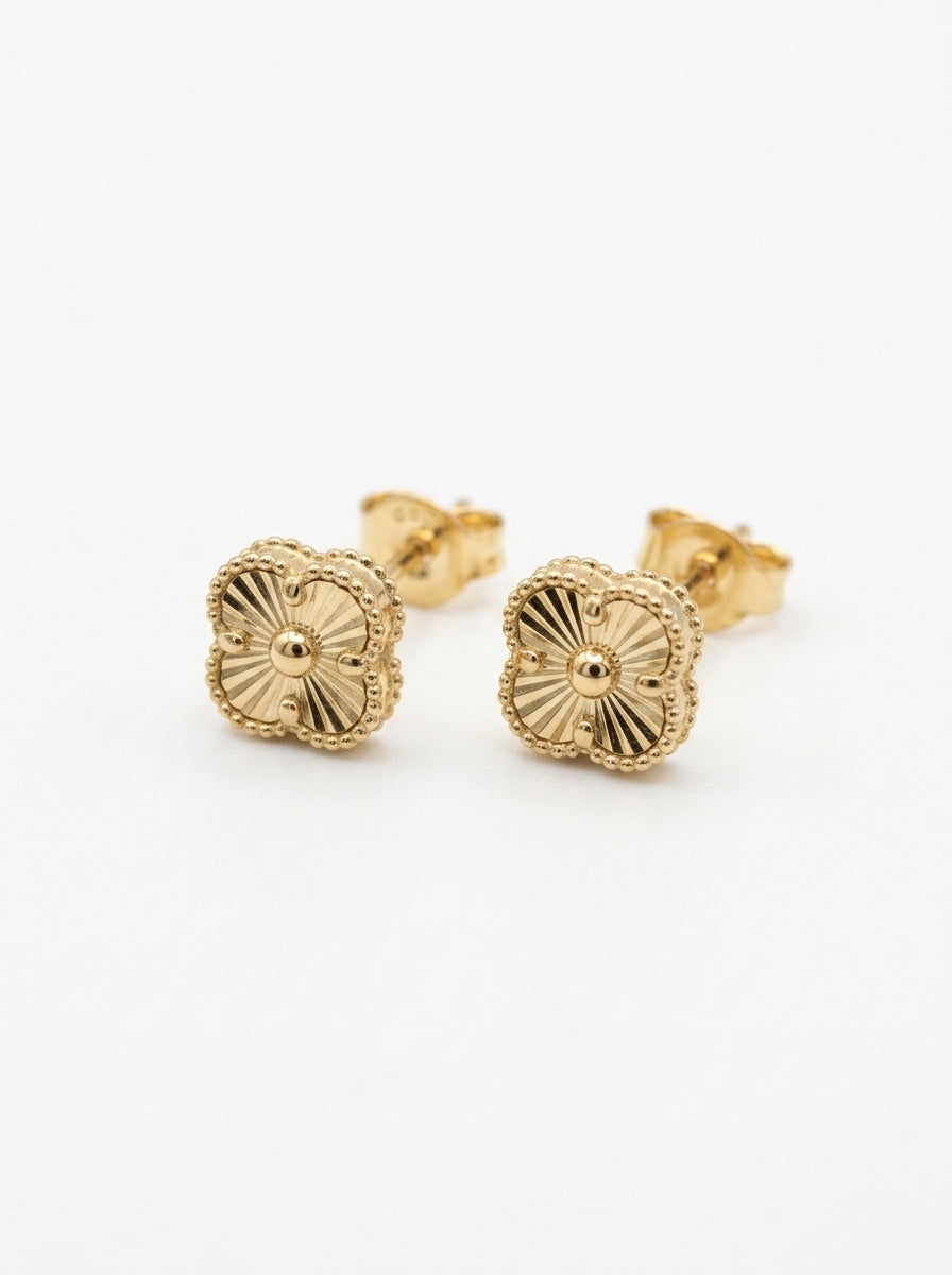 Aretes de oro 10k diseño de trébol dorado mod 5879 - 5mm