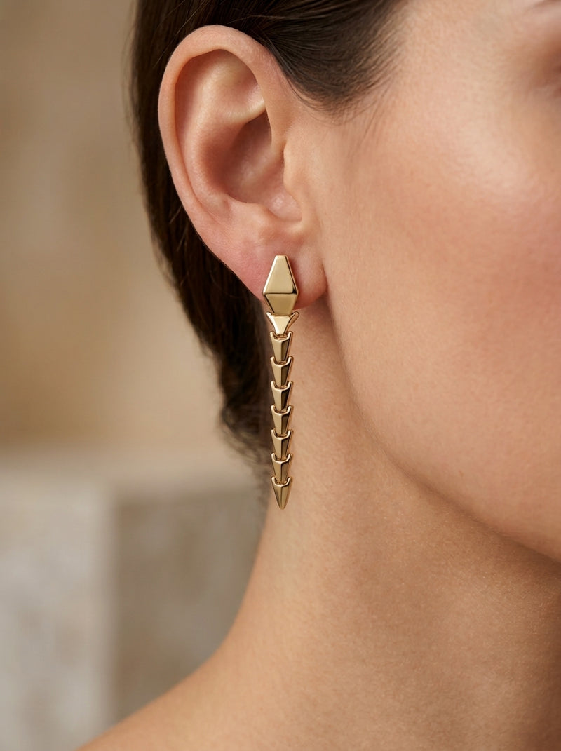 Aretes de oro 10k tipo diseñador diseño de serpiente lisas Mod 5526