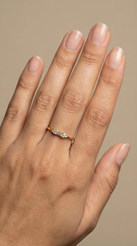Anillo de Oro 14K con Circonia Baguette Mod. 5036