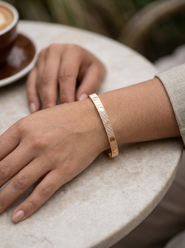 Brazalete de oro rosa 10k tipo diseñador mod 5876 - 18 cm x 6.5mm