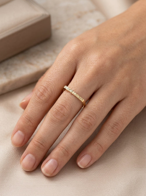 Anillo de oro 14k diseño media luna diamantado Mod LM5119