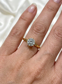 Anillo solitario de oro amarillo 14k con diamantes de laboratorio Mod 5484