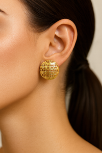 Aretes redondos calados de oro 14k