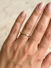 Media churumbela de oro 14k diseño horizonte de luz con circonias baguette Mod 5788