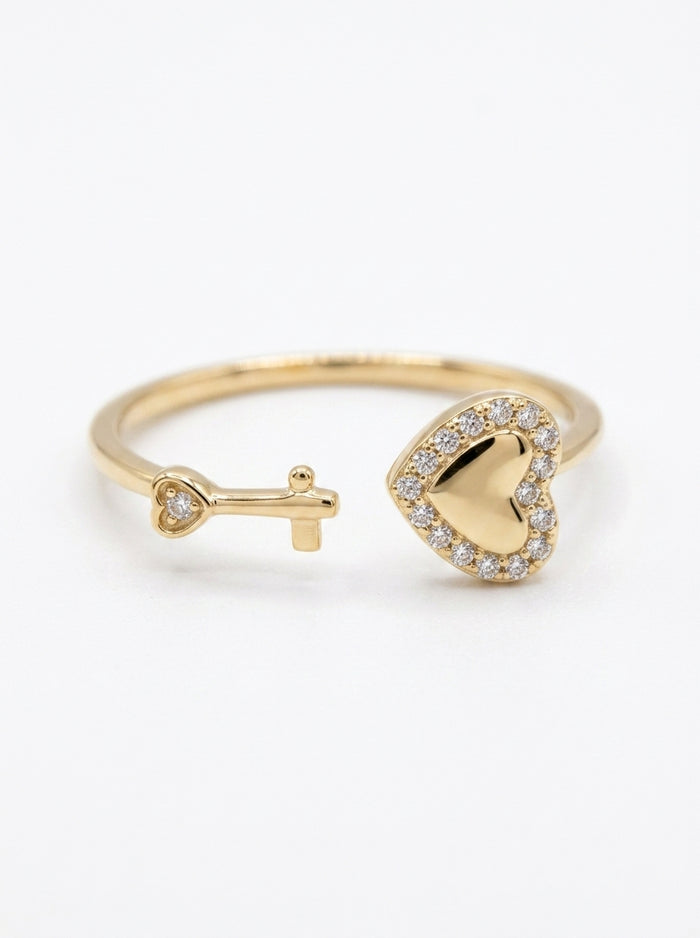 Anillo de oro 10k diseño corazón con llave mod 5584
