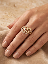 Anillo de oro 14k diseño de guirnaldas  con circonias mod 5586