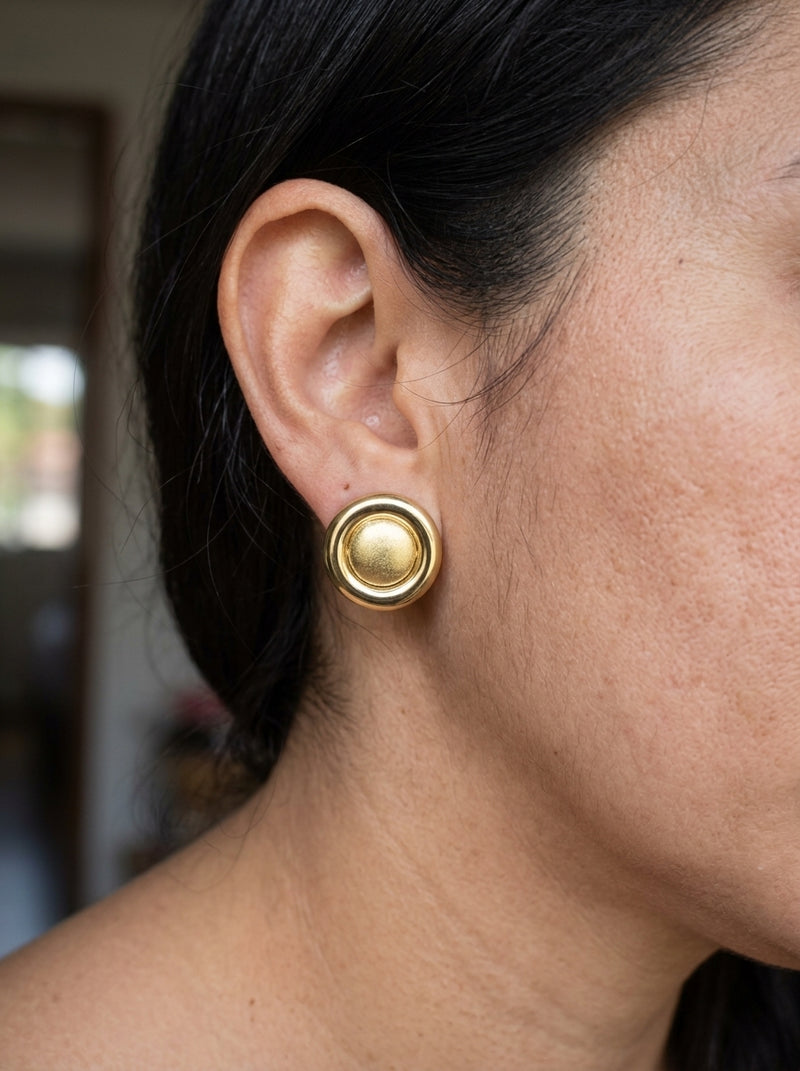 Aretes de oro 14k diseño redondo con acabo satinado Mod 5965 -1.5 cm