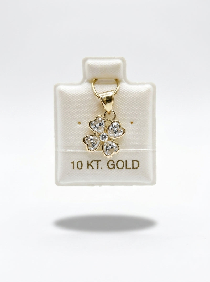 Dije de oro 10k delgado diseño trébol bicel de corazones Mod 5673