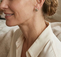 Aretes de oro florentino 14k diseño de nudo Mod LM5149 - 1 cm