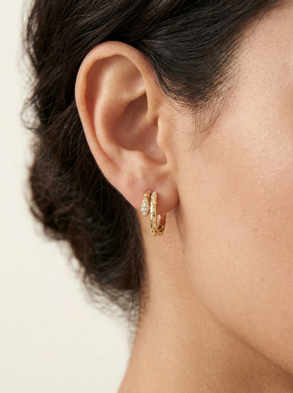 Arracadas de oro 14k tipo diseñador diseño de serpiente Mod 5690
