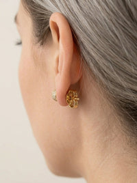 Aretes de oro 14K diseño de bolitas con circonias Mod LM5421