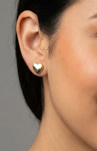 Aretes de corazón plano de oro 14k Mod. HE01