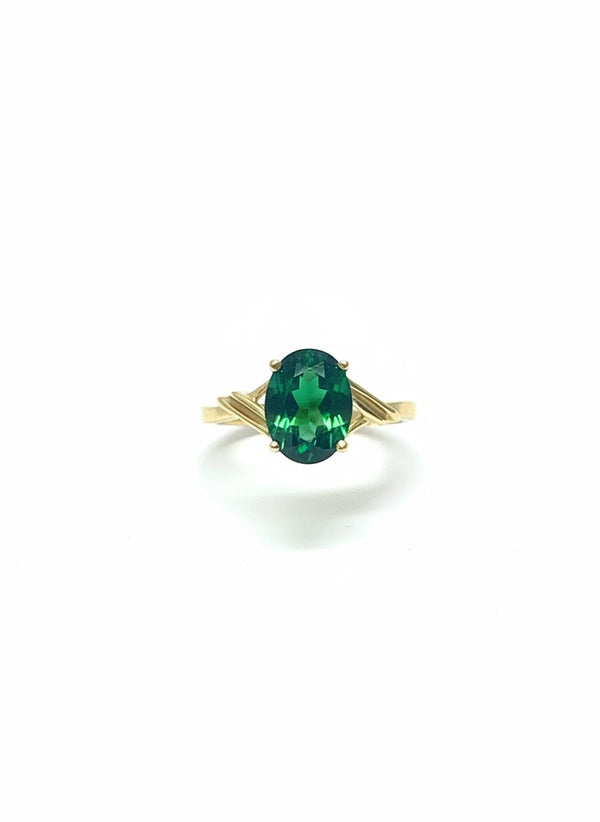 Anillo de oro 10k con circonia verde