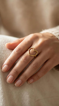 Anillo de oro 14k silueta de corazón Mod. 5039