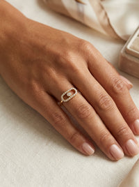 Anillo de oro 10k diseño oval inspirado en alta joyería Mod 5947
