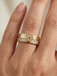 Anillo de oro 14k tipo diseñador con circonias mod 5747
