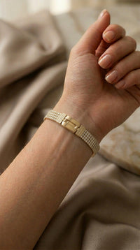 Pulsera Tejida con Broche Rectangular y Circonias en Oro 14K Mod. LM 5057 - 18 cm