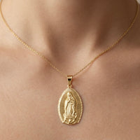Medalla de oro 10k diseño de la virgen de Guadalupe Mod. LM5383 - 3.5 cm