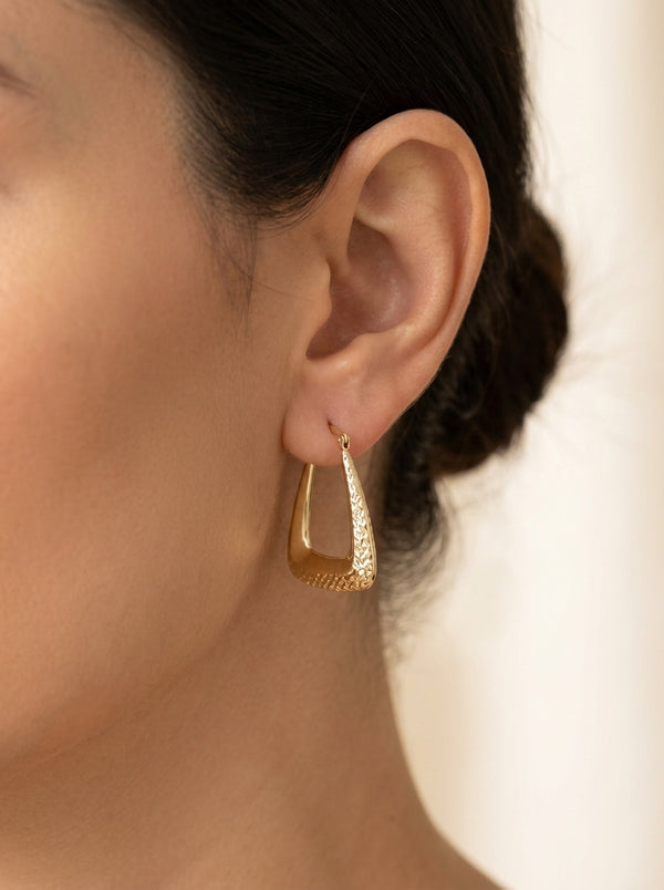 Arracada de Oro 14k Diseño Chunky Inflado Estilo Brillante biselado Mod 5200 - 1.3 cm