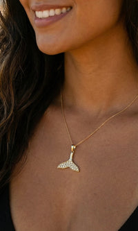 Dije cola de sirena de oro 14k con un incrustado de circonias - 1.5 cm