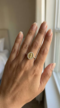 Anillo Virgen de Guadalupe en oro 14k con circonias Mod. 7018