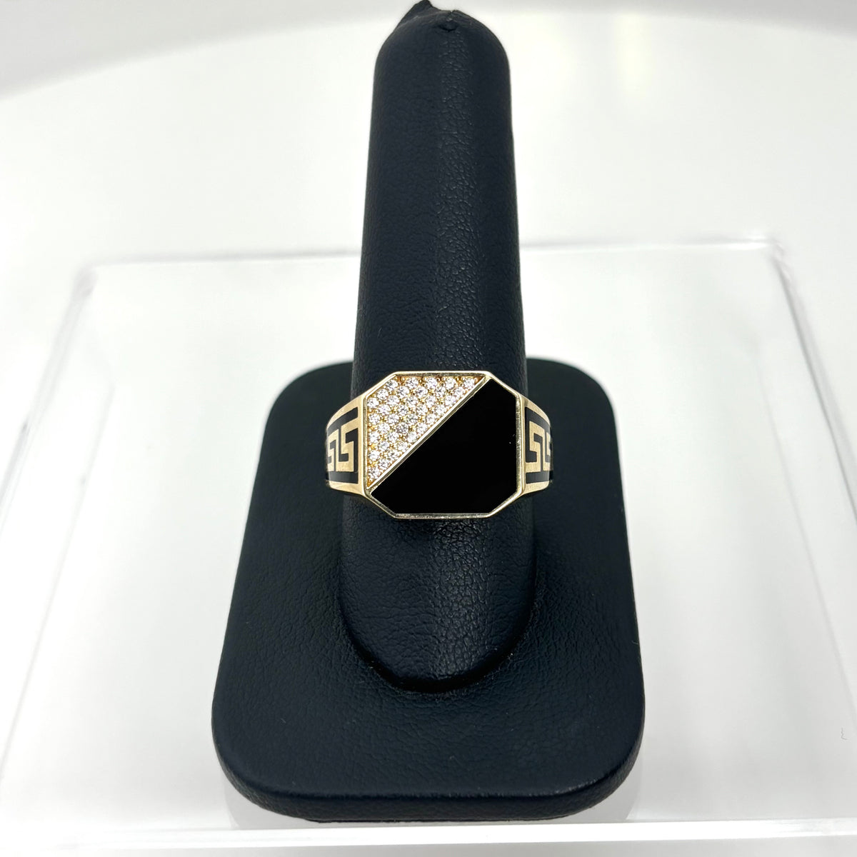 Anillo de oro 14k con circonias para caballero