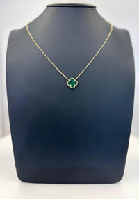 Gargantilla de Flor Verde de oro 14k