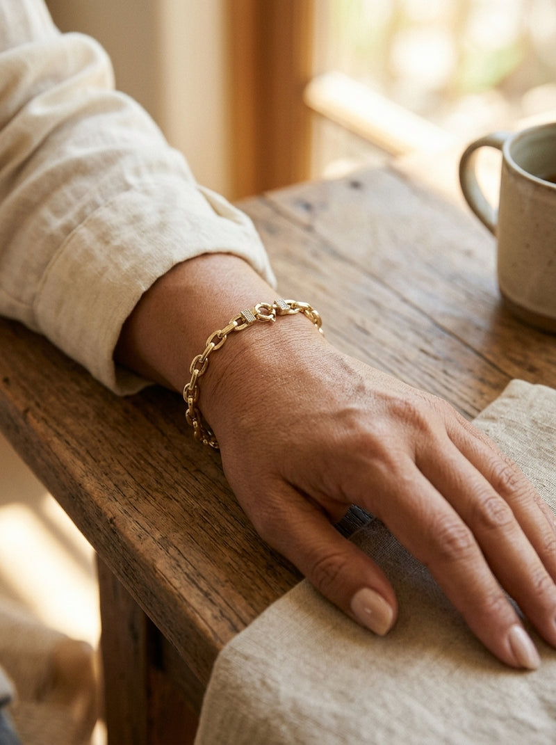 Pulsera de oro 14k eslabones ovalados con circonias en los extremos Mod 5989 - 18 cm