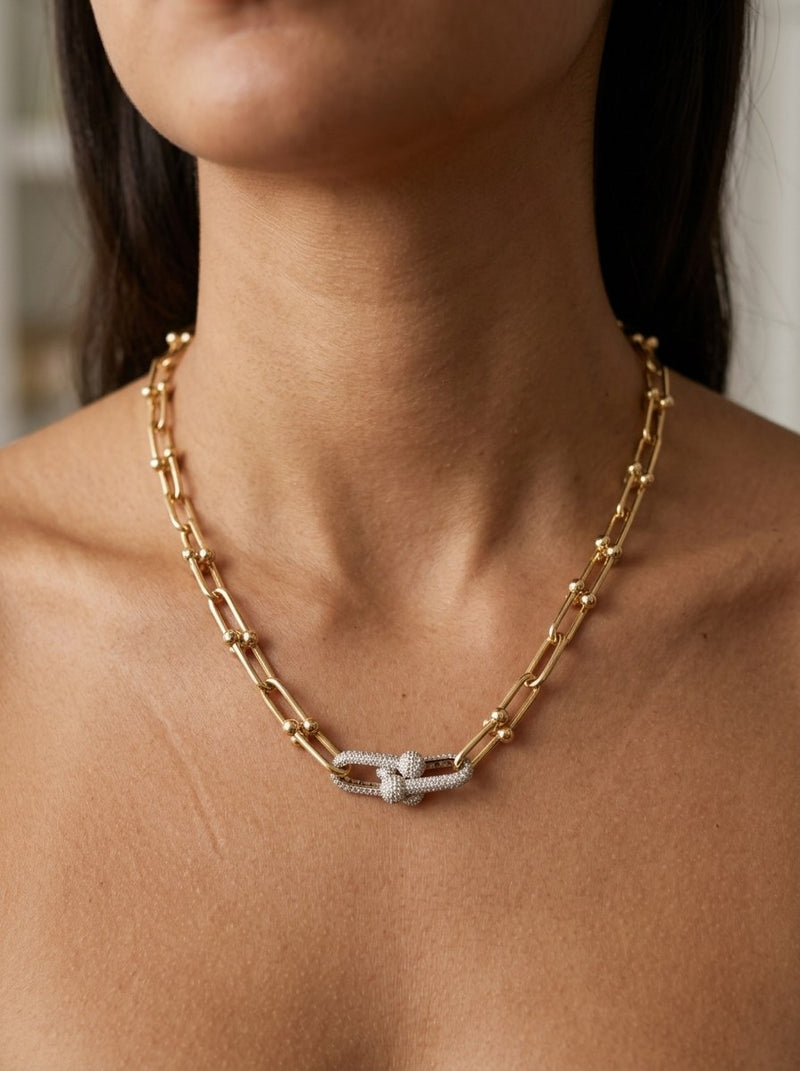 Gargantilla de oro 14k tipo diseñador de eslabones en U con broche de pavé Mod 6101 - 45 cm