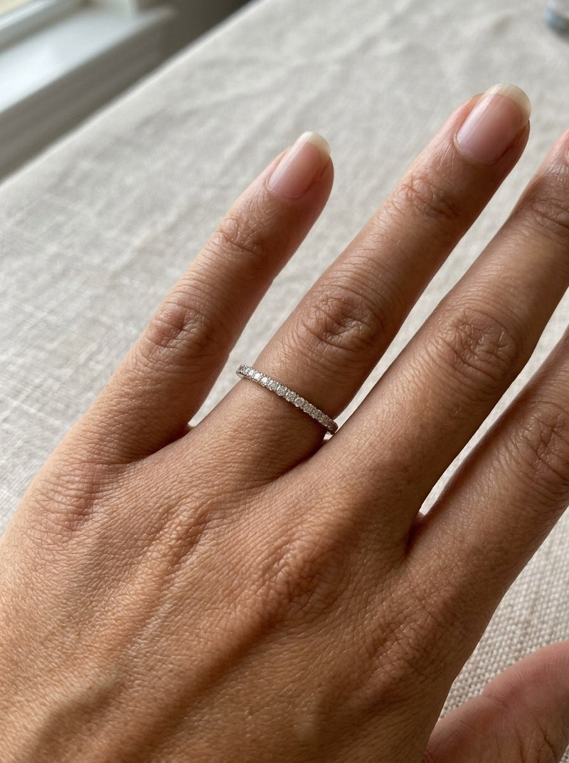 Anillo de oro blanco 14k media churumbela con diamantes naturales Mod 6219