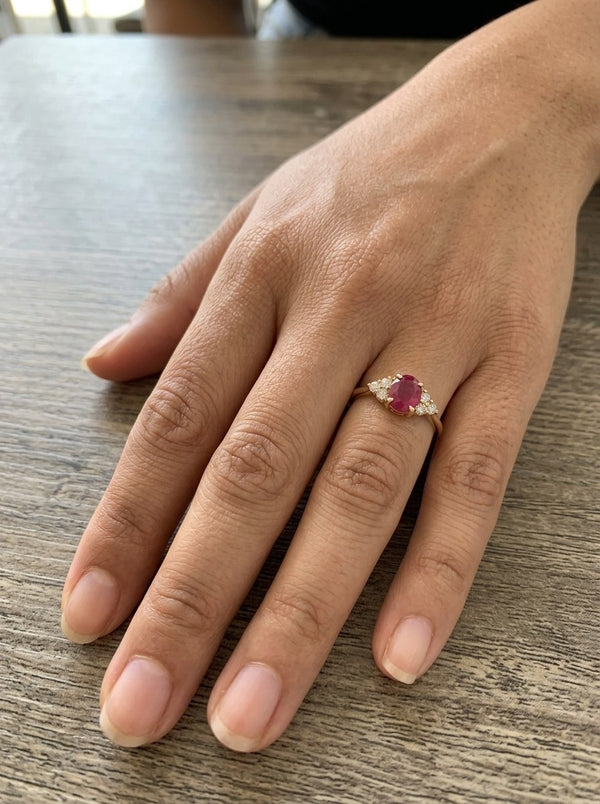 Anillo de oro 14k con rubí natural y diamantes naturales Mod 6221