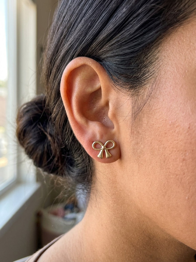 Aretes de oro 14k de moño calado Mod 6306