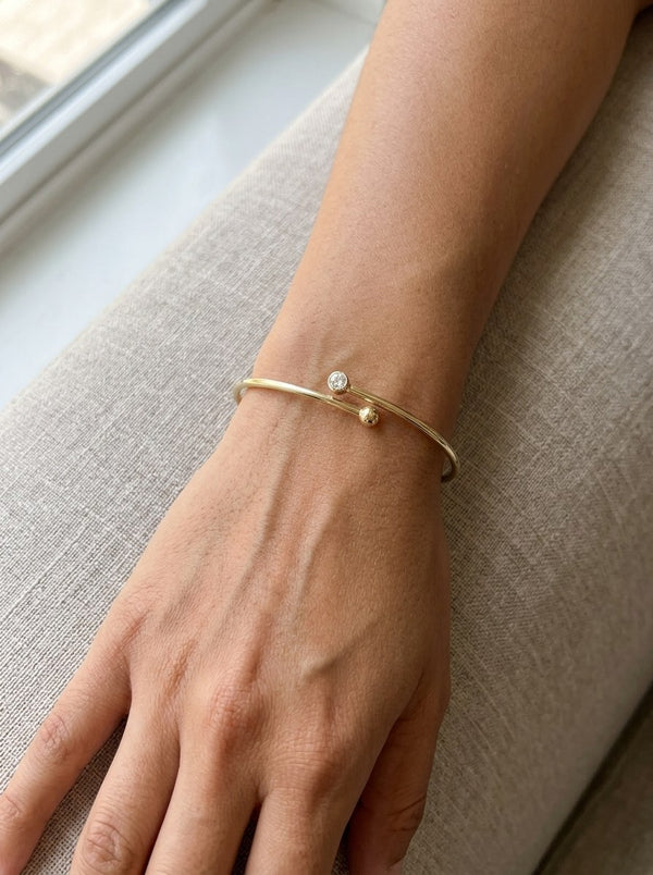 Esclava de oro 14k abierta con circonia Mod 6310