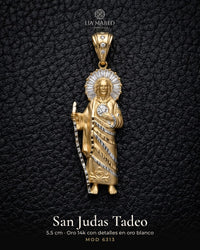 Dije de oro 14k de San Judas Tadeo con detalles en oro blanco y circonias Mod 6313 - 5.5 cm, foto de estudio