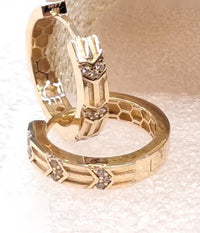 Huggies de oro 14k con flechas y circonias Mod 6318 - 1.5 cm, foto real