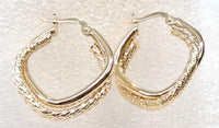 Arracadas de oro 14k cuadradas entrelazadas Mod 6333 - 2.5 cm, foto real