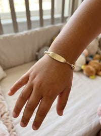Esclava kids de oro 14k con corazones satinados y placa ovalada Mod 6381 - 12/14 cm